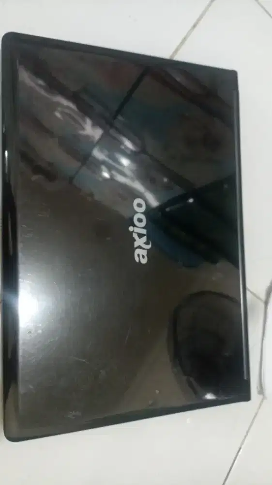 Jual murah laptop Axiooo