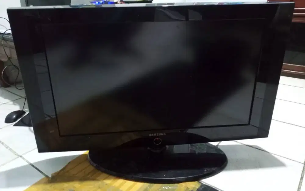 TV LCD Samsung 32inch