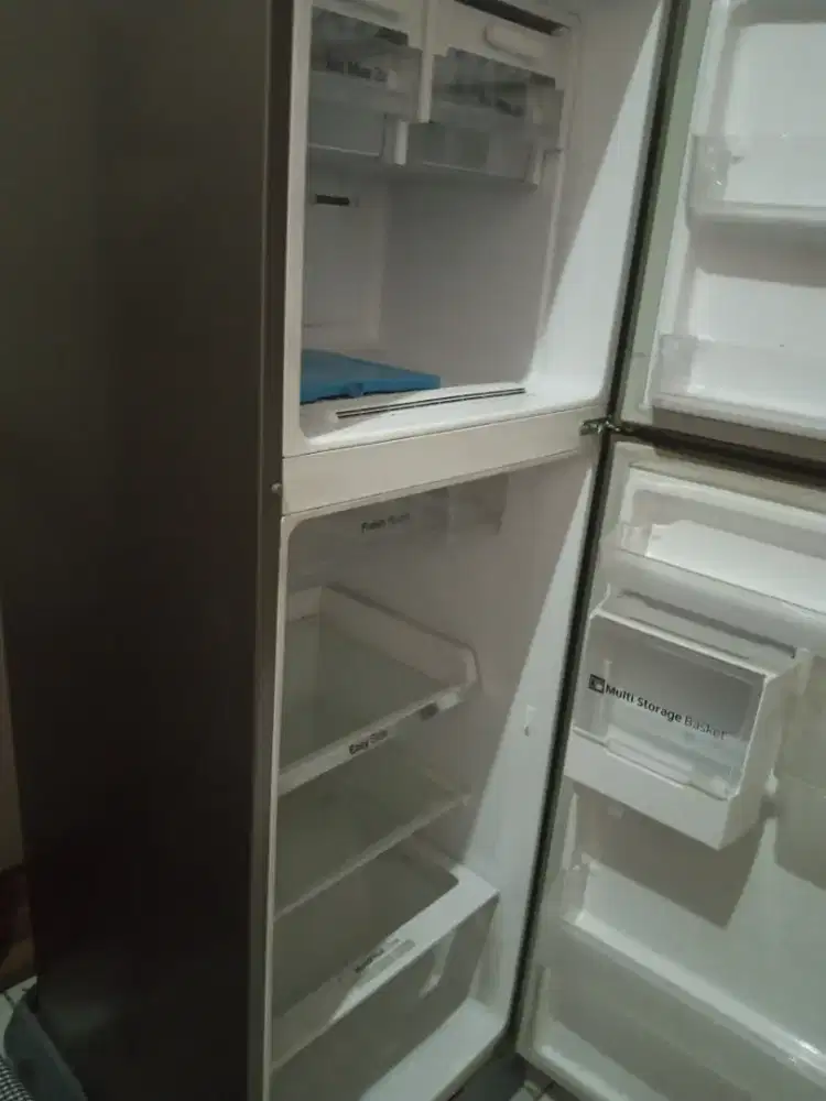 Kulkas Samsung 2 pintu 178 Cm