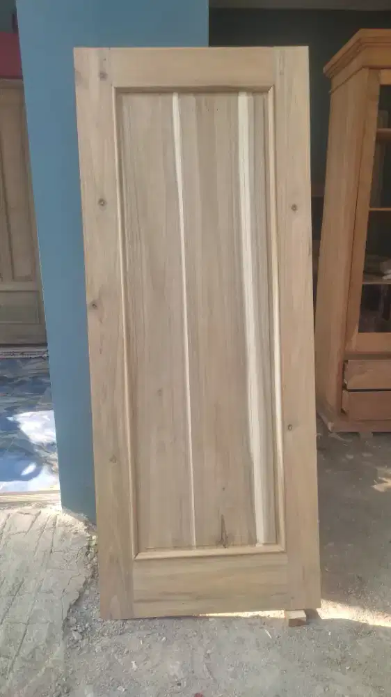Pintu kamar minimalis