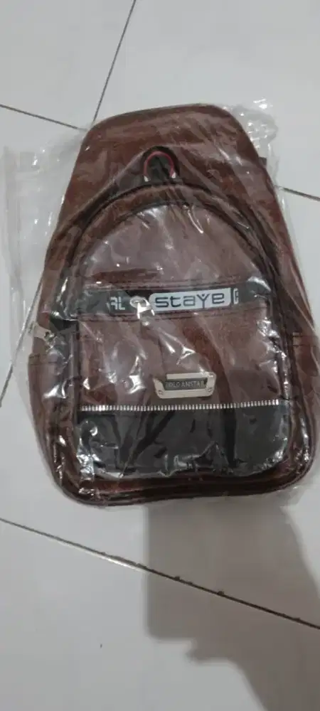 Tas selempang polo amstar