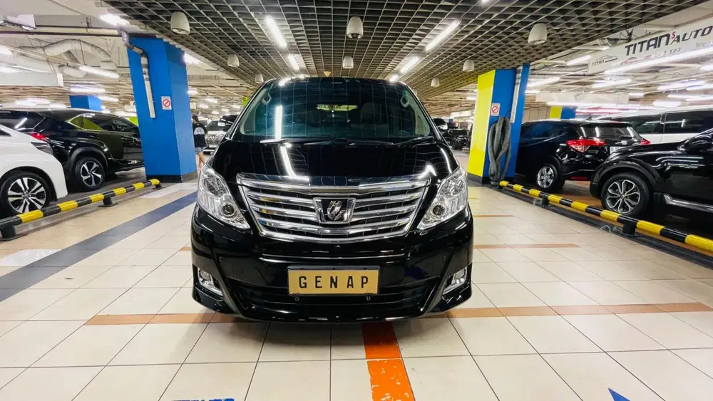 Toyota Alphard G 2014 Hitam km 26 rb antik