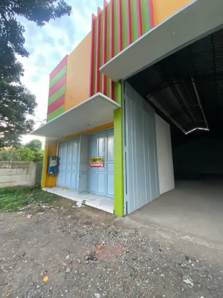 Gudang luas 500m² dikota kudus.
