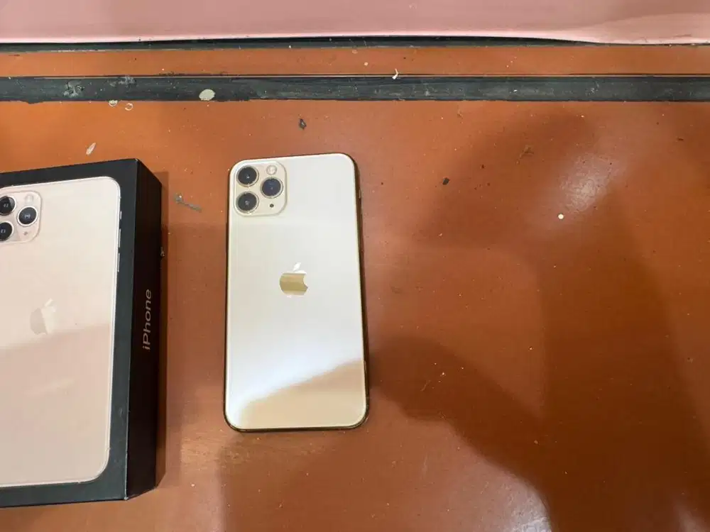 Iphone 11 pro 256gb idola warna gold