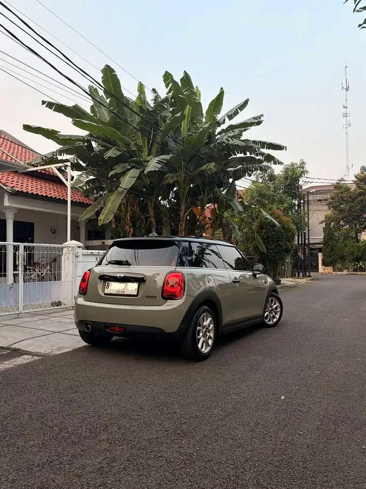Mini Cooper F56 2014 Facelift (digital HU) Low KM