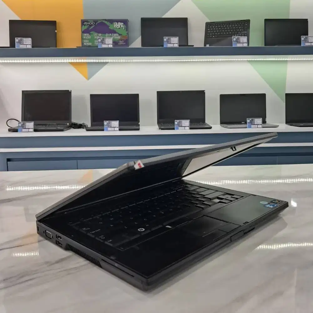 [D05] Laptop DELL |8GB|320GB| Cocok untuk editing