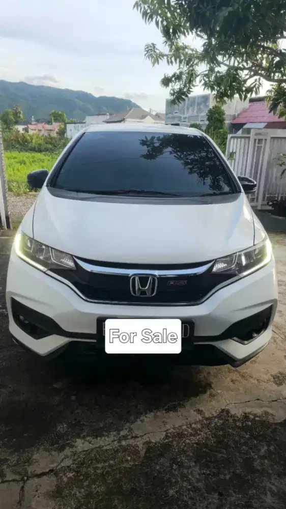 HONDA JAZZ RS 2019 CVT