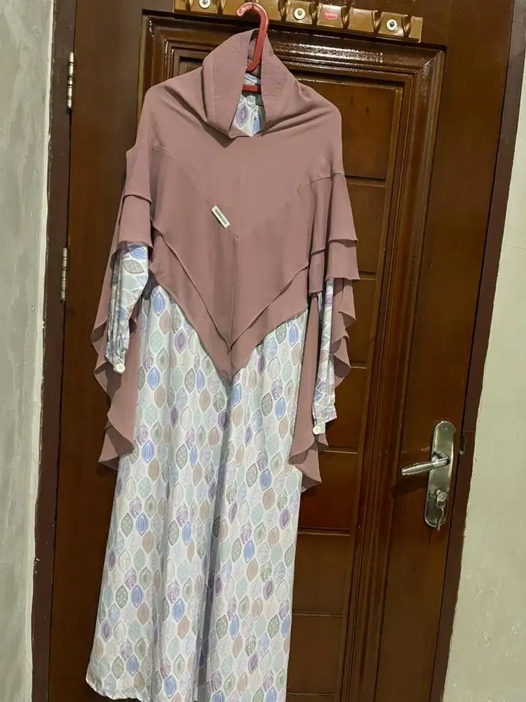 Gamis dan khimar mini