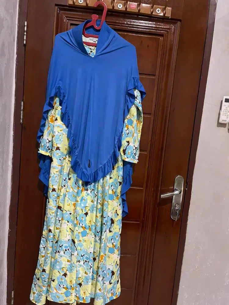 Gamis cantik dan khimar bahan jersey