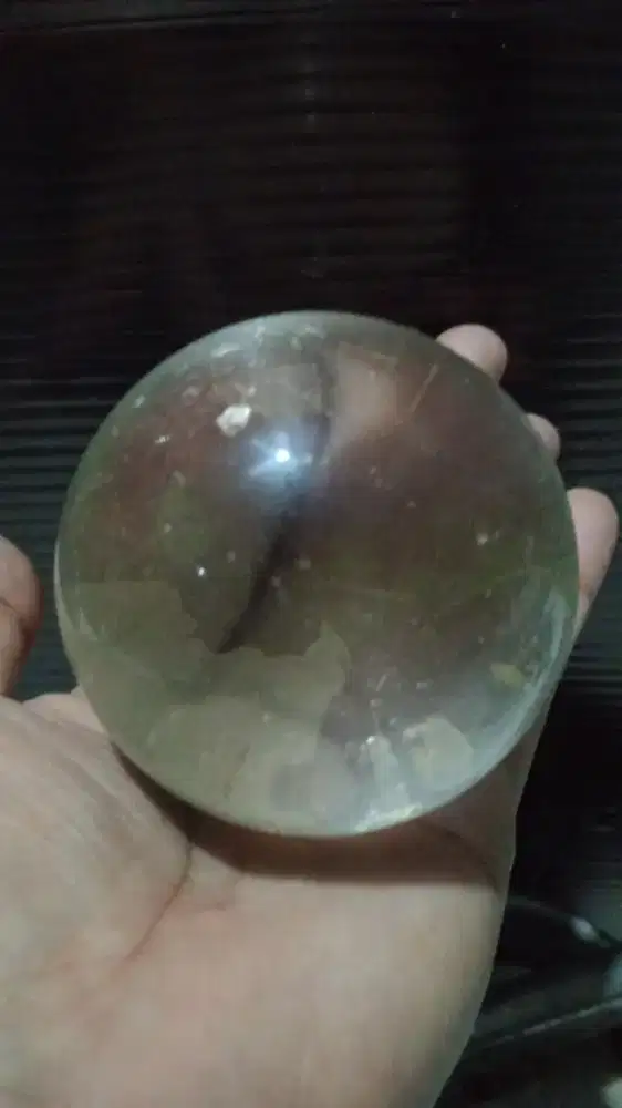 Bola Kristal Globe