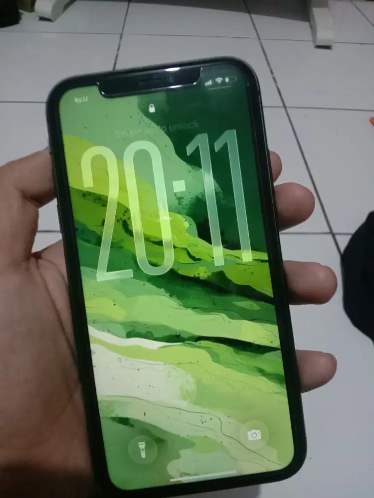 IPhone 11 64 gb Beacukai (setara Ibox)