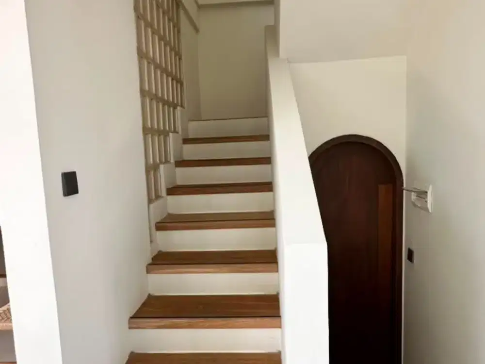 VILLA LUXURU READY FURNIHSED SIAP DI INVESTASIKAN BEST LOCATION ULUWATU - Thumbnail 8