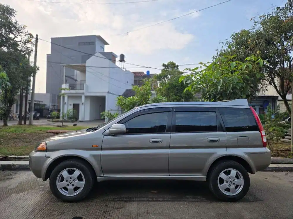 Honda HR-V 2000 Bensin
