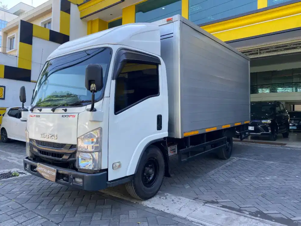 Truk ELF 4rdLong Th2021 Box Jumbo