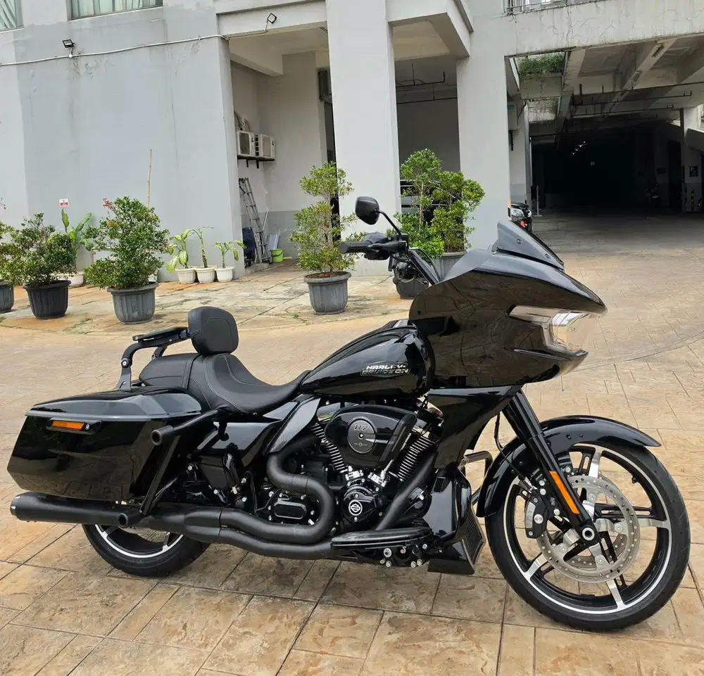 Forsale Harley Roadglide HD RG Special Tahun 2025 Vivid Black