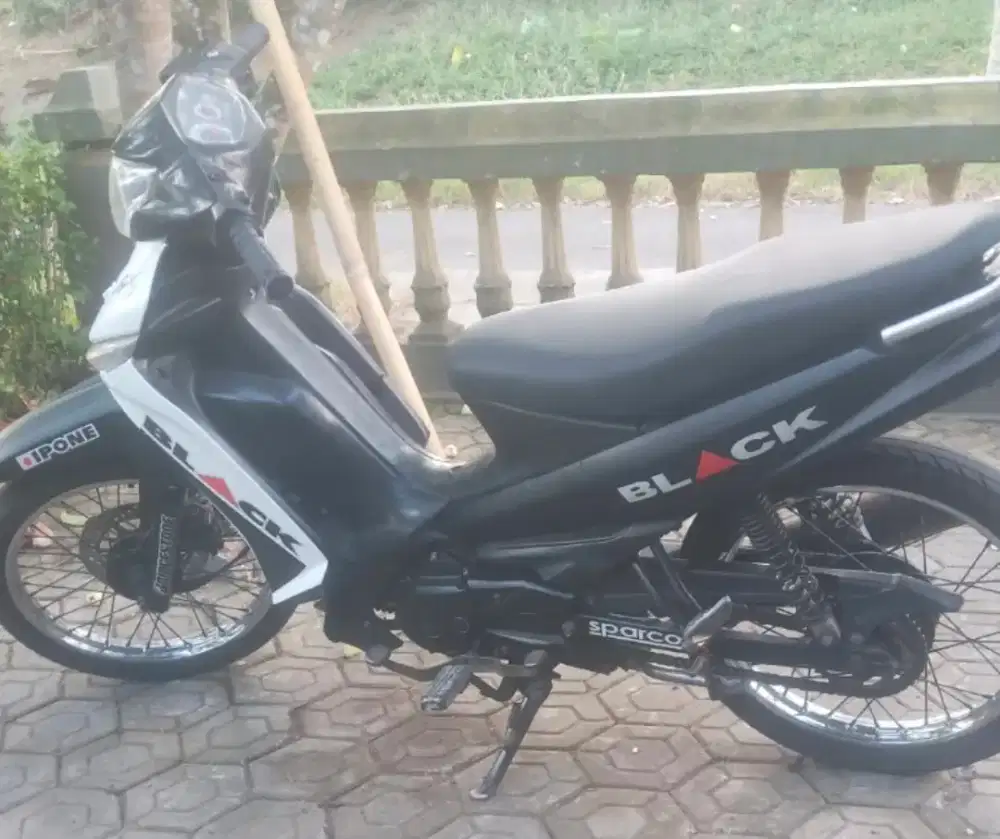 Di jual sepeda motor Yamaha Vega ZR 2010 BPKB only