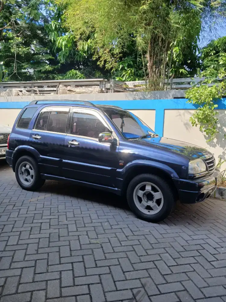 Dijual SUZUKI ESCUDO 20.i