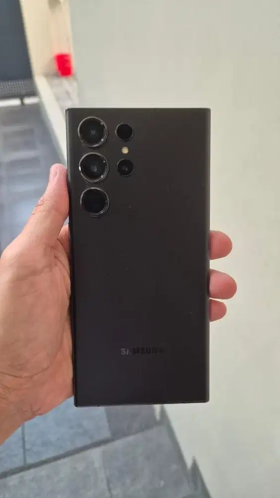 SAMSUNG S23 ULTRA SECOND LIKE NEW