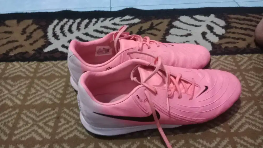 Sepatu nike phantom Gx2 academy