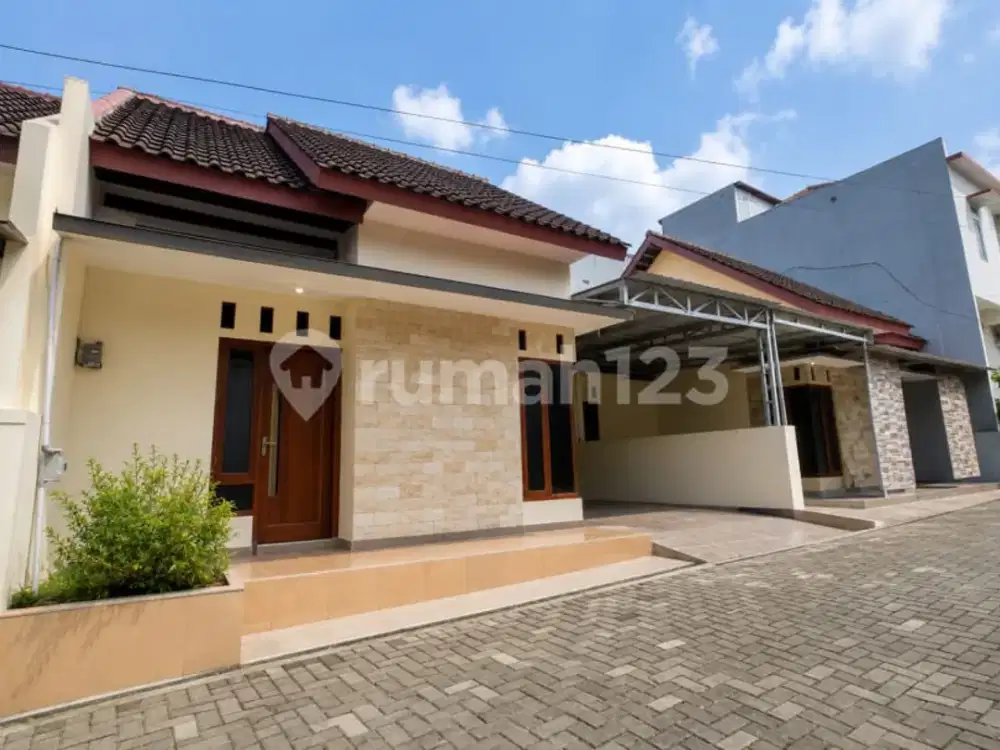 Rumah Siap Huni Cluster Dekat Kmpus Uns di Mojosongo