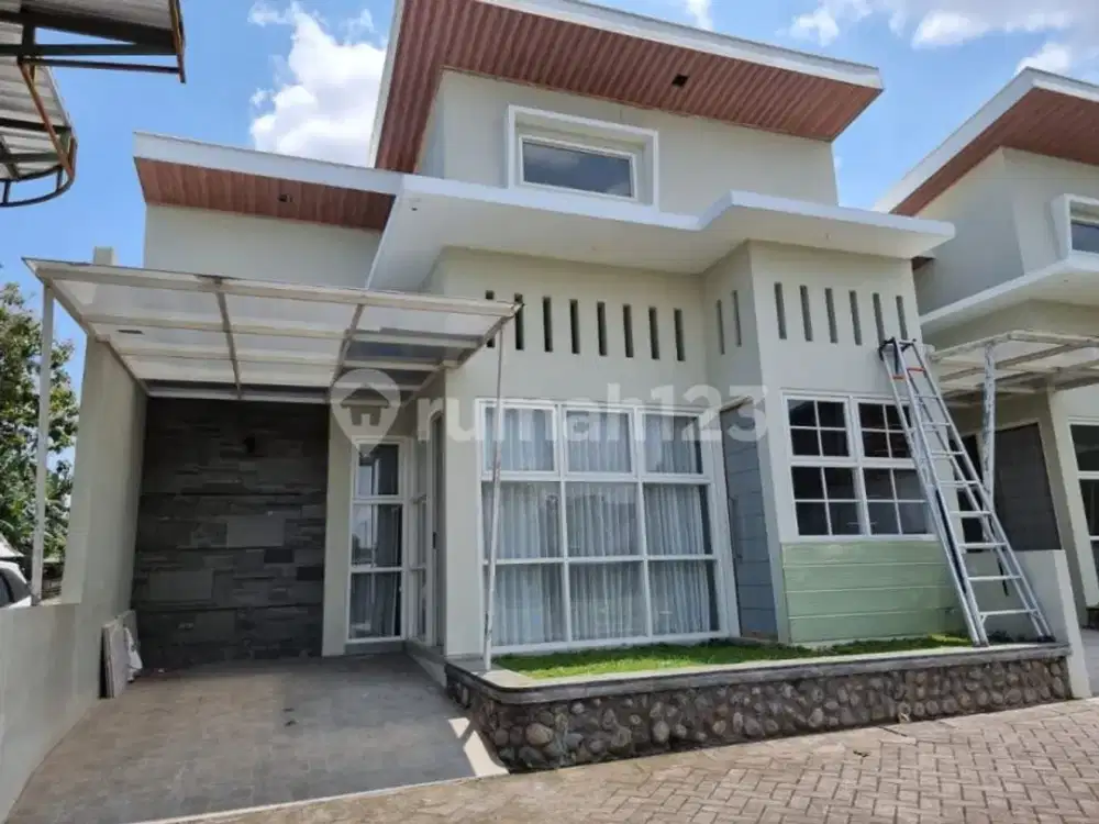 Rumah Proses Finishing Cluster Dekat Kampus Uns Dimojosongo