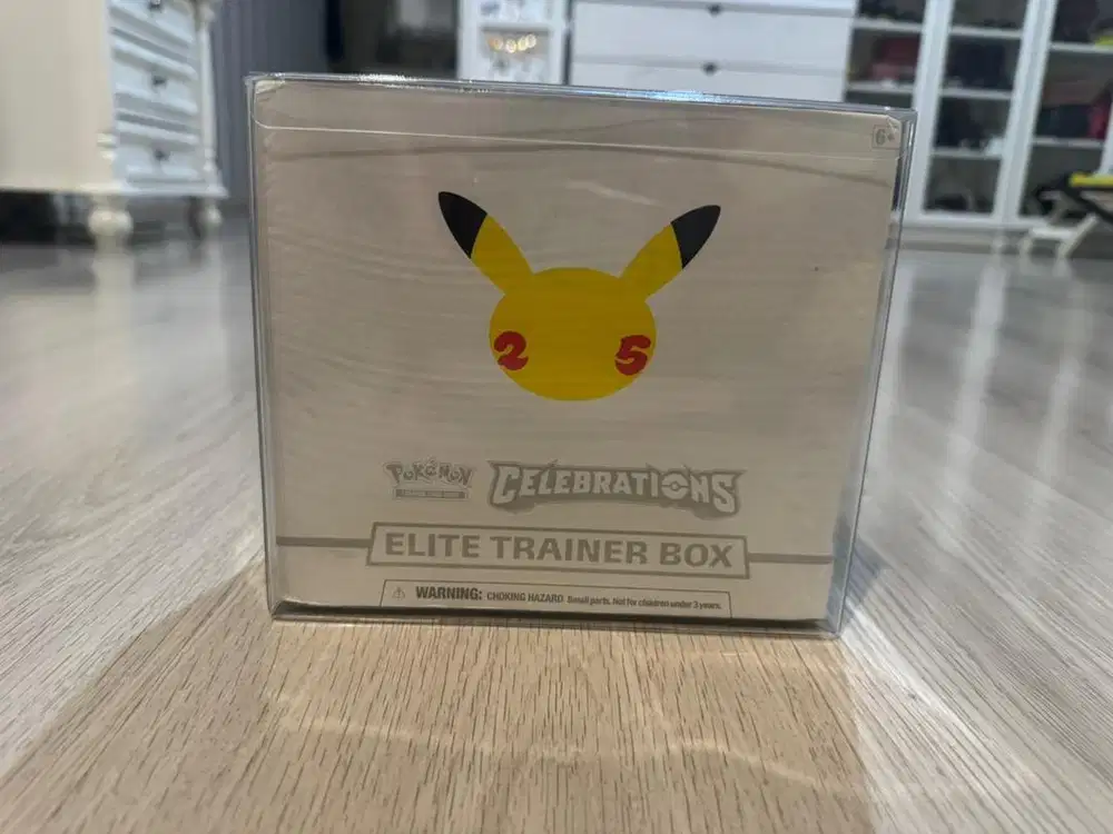 Di jual elite trainer box full set New 25Th anniversary pokemon