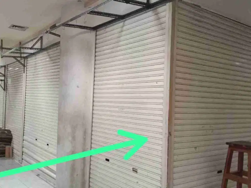 Jualan Stand Pusat Grosir Surabaya