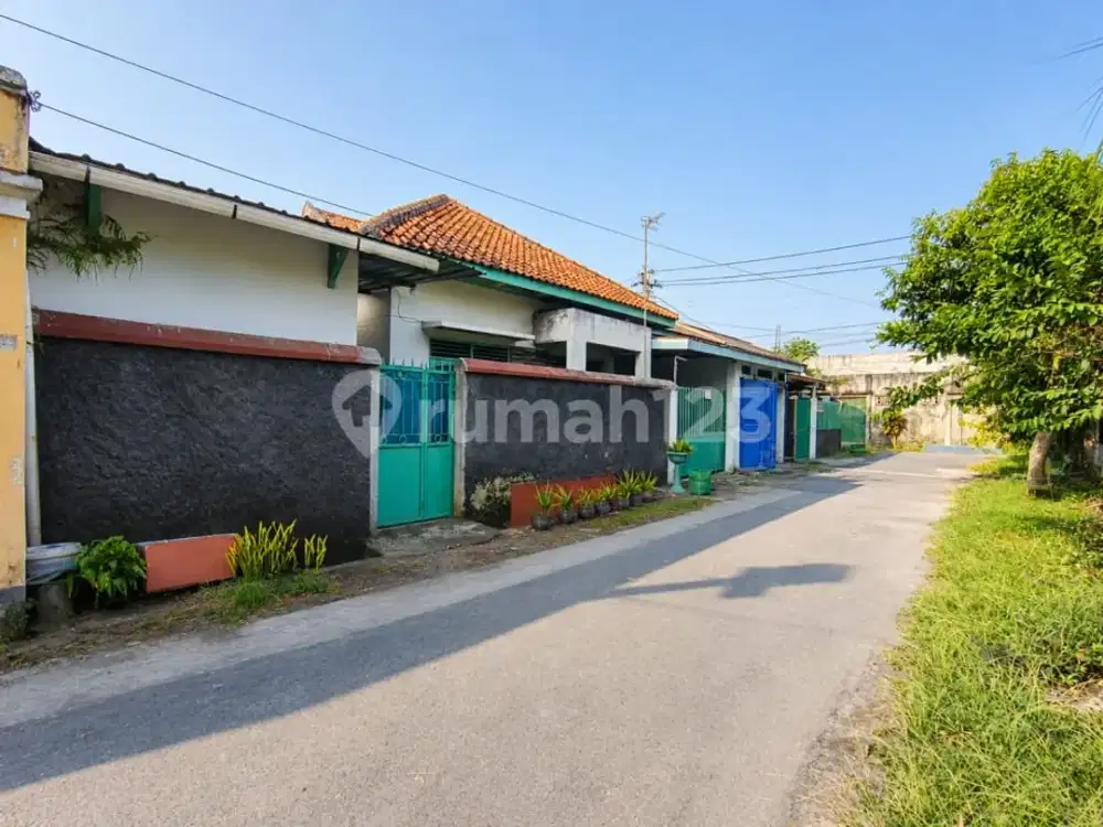 Rumah Kost Dekat Kampus Ums Lokasi Karangasem Solo
