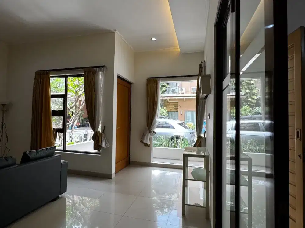 JUAL RUMAH BANDUNG UTARA MAINROAD DR SUTAMI CLUSTER NYAMAN MINIMALIS