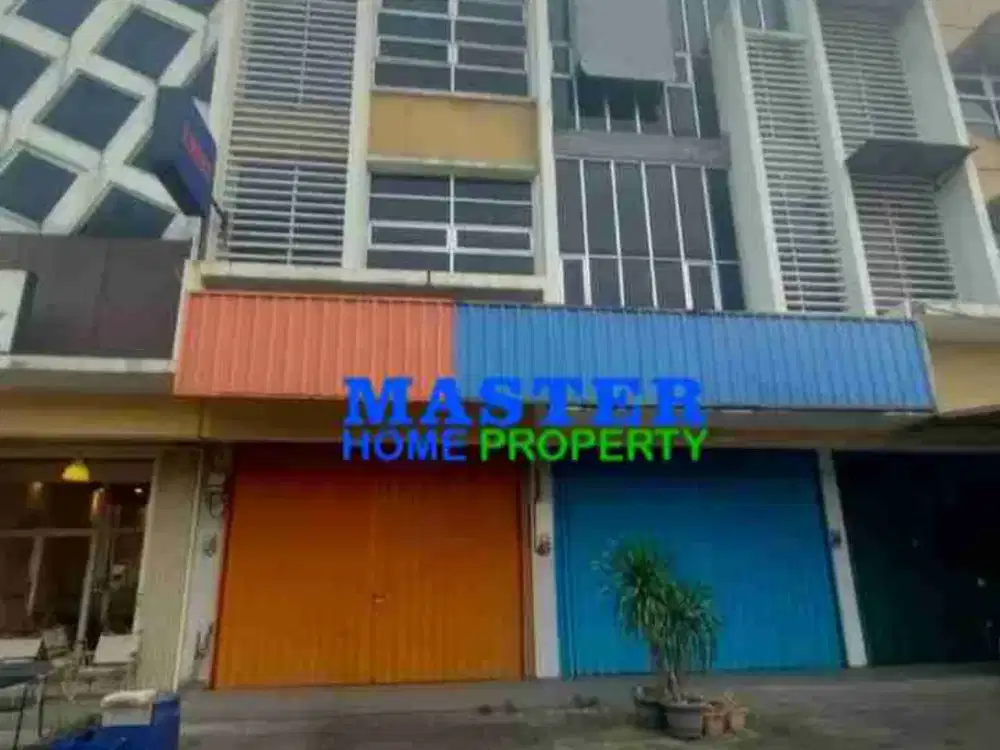 Disewakan Ruko Gandeng 3 Lantai