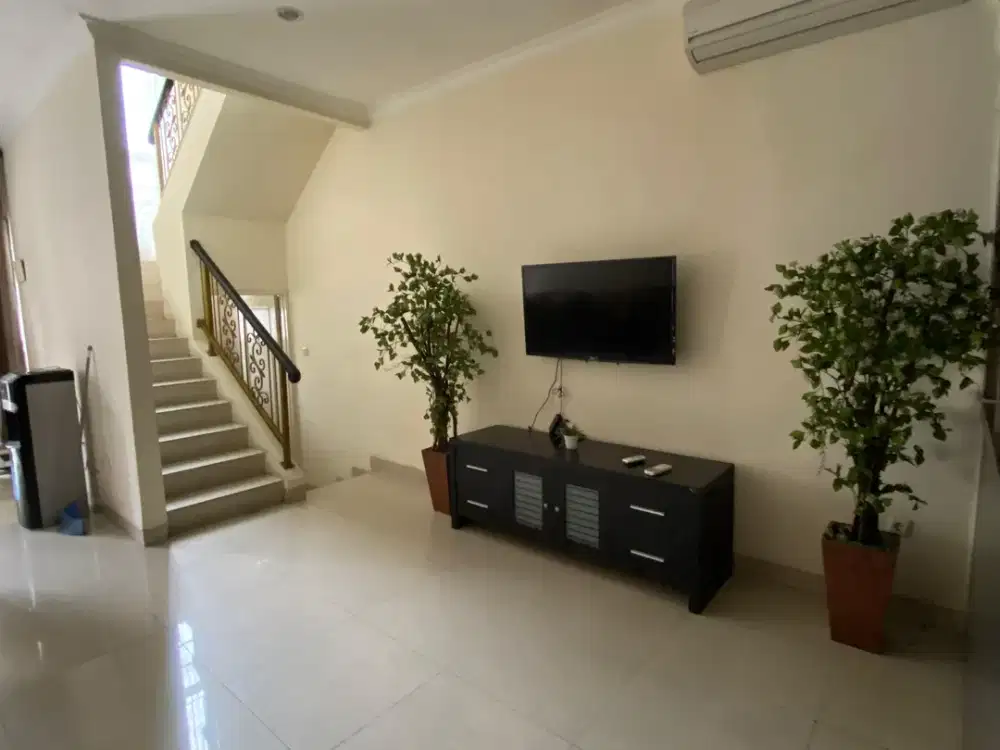 Jual Rumah BGM PIK 8x15 bagus murah