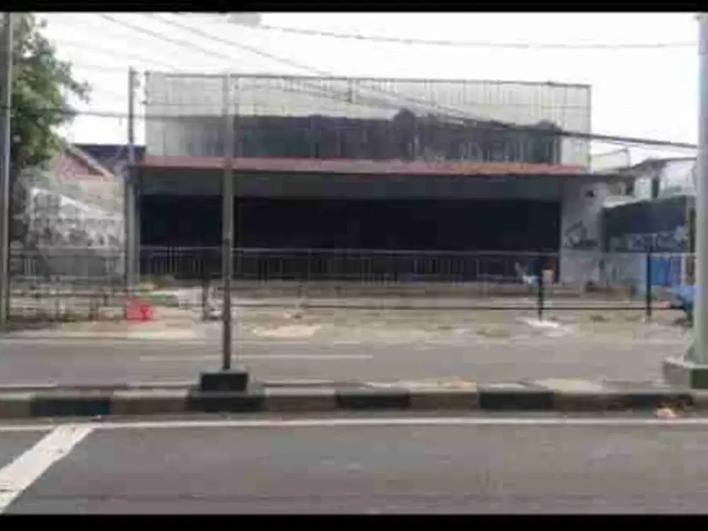 Disewakan Gudang Strategis  dipinggir Jalan di Duren Sawit Jakarta Timur