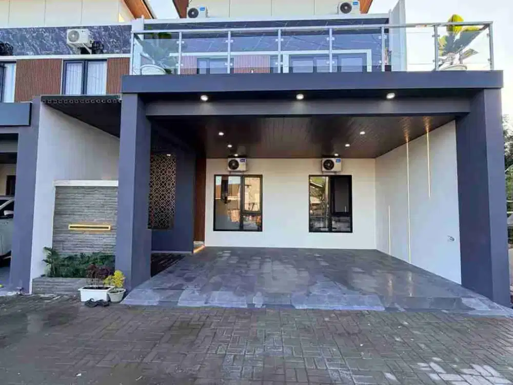 RUMAH MEWAH 2 LANTAI FULL FURNISHED KOREAN STYLE DENGAN BALKON LUAS DI WEDOMARTANI