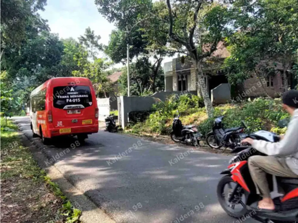 Dijual Tanah Kavling Pinggir Jalan Raya Gunungpati Ngrembel Luas 120 m2 Harga 2jtaan/m2 nego