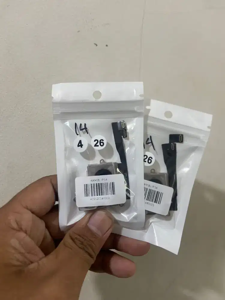 kamera belakang ip 14