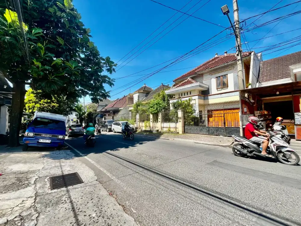 Rumah Poros Jalan Candi Mendut Suhat Dekat Kampus Ub