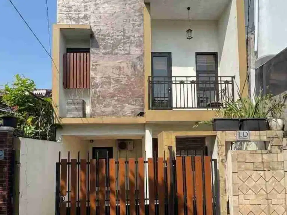 Disewakan Rumah 2 Lantai Siap Huni di Veteran Bintaro Pesanggrahan Jakarta Selatan