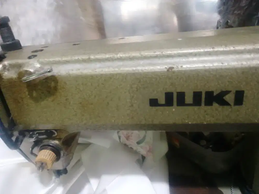 Mesin jait juki