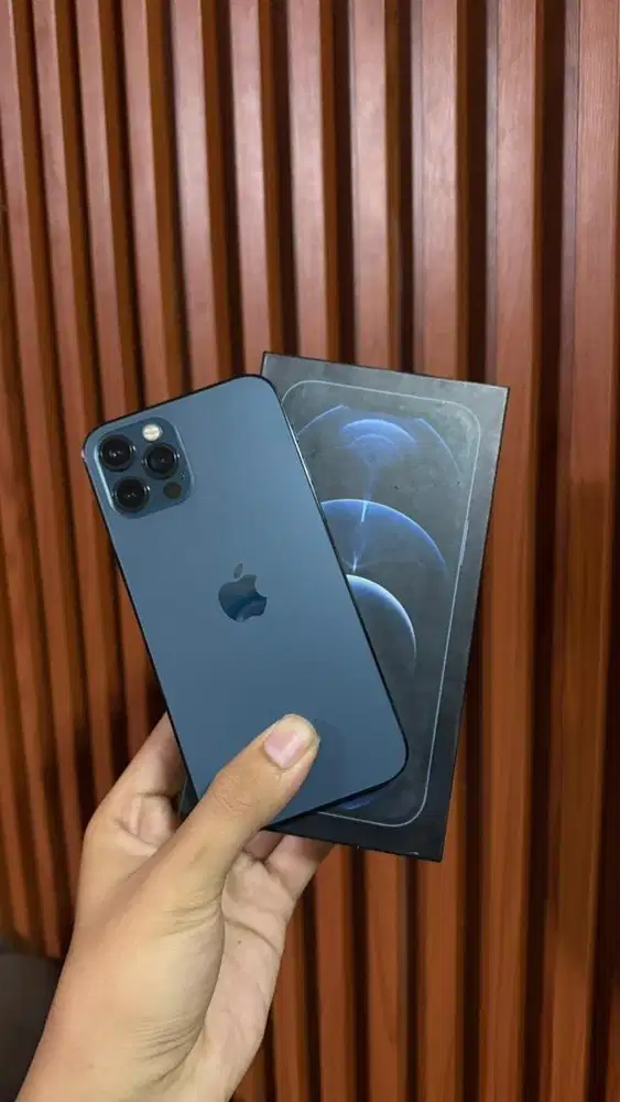 IPHONE 12 PRO 512GB BLUE BEACUKAI  FULLSET MULUS LIKE NEW NO MINUS