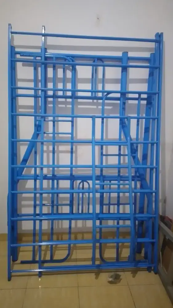 Ranjang besi susun uk 120x200