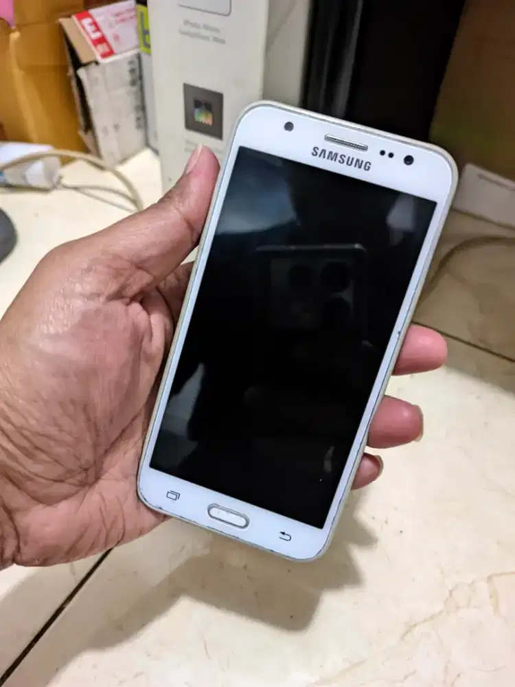 Samsung j5 2015 1.5/8gb minus lcd