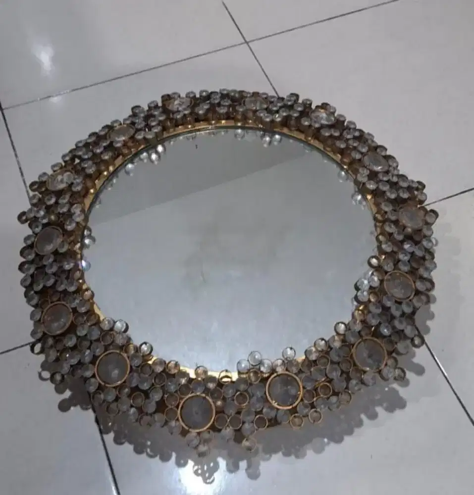 Preloved Cermin Kristal
