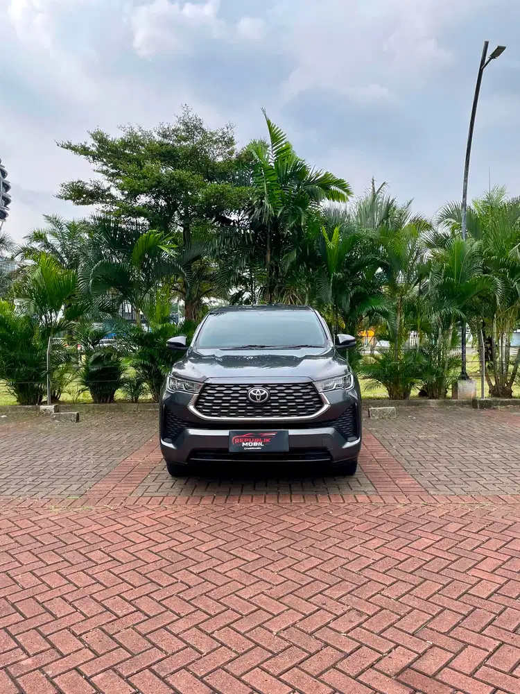 Toyota Kijang Innova Zenix 2.0 V CVT 
NIK 2023