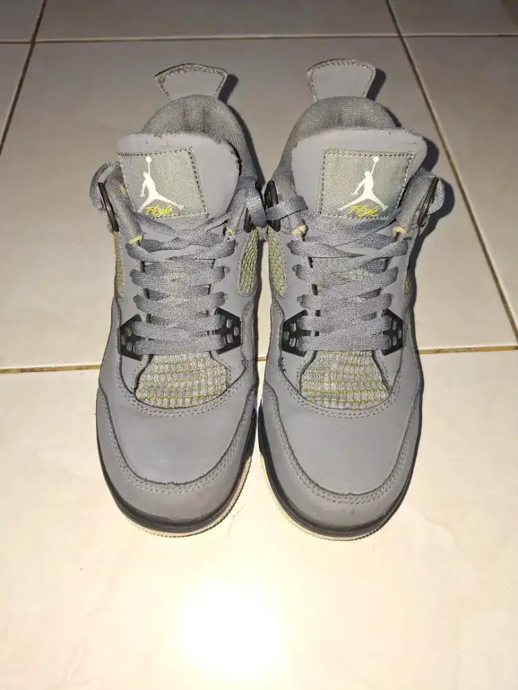 Sepatu Nike Air Jordan 4 Retro Cool Grey