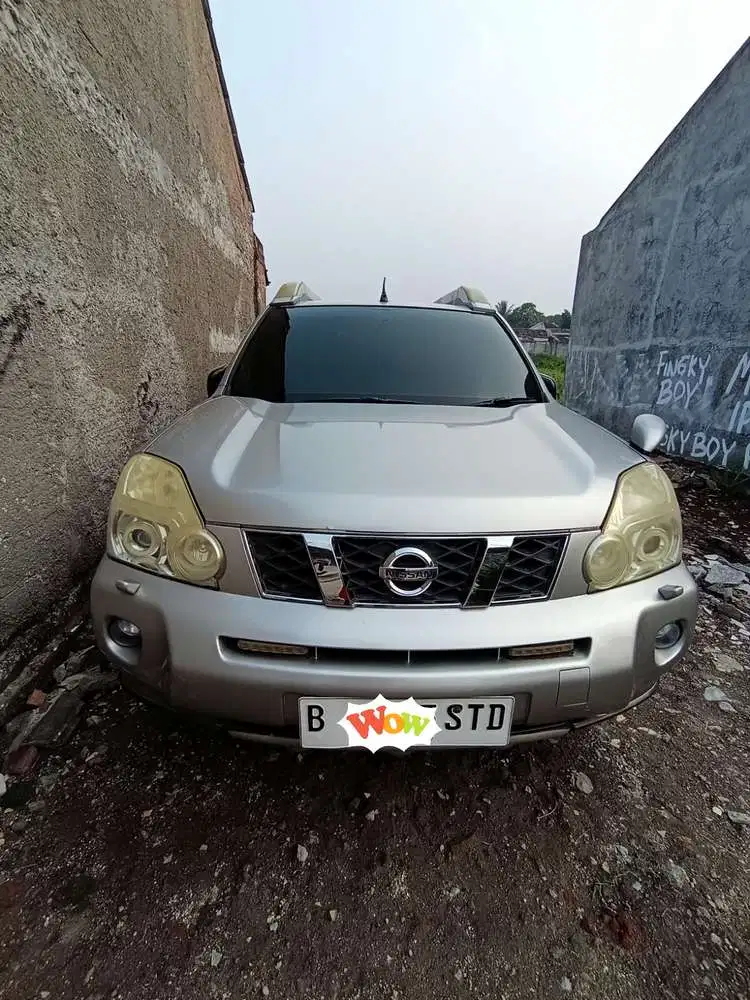 Nissan X-Trail 2010 Bensin