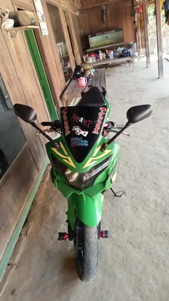 Cbr 150R tahun 2012