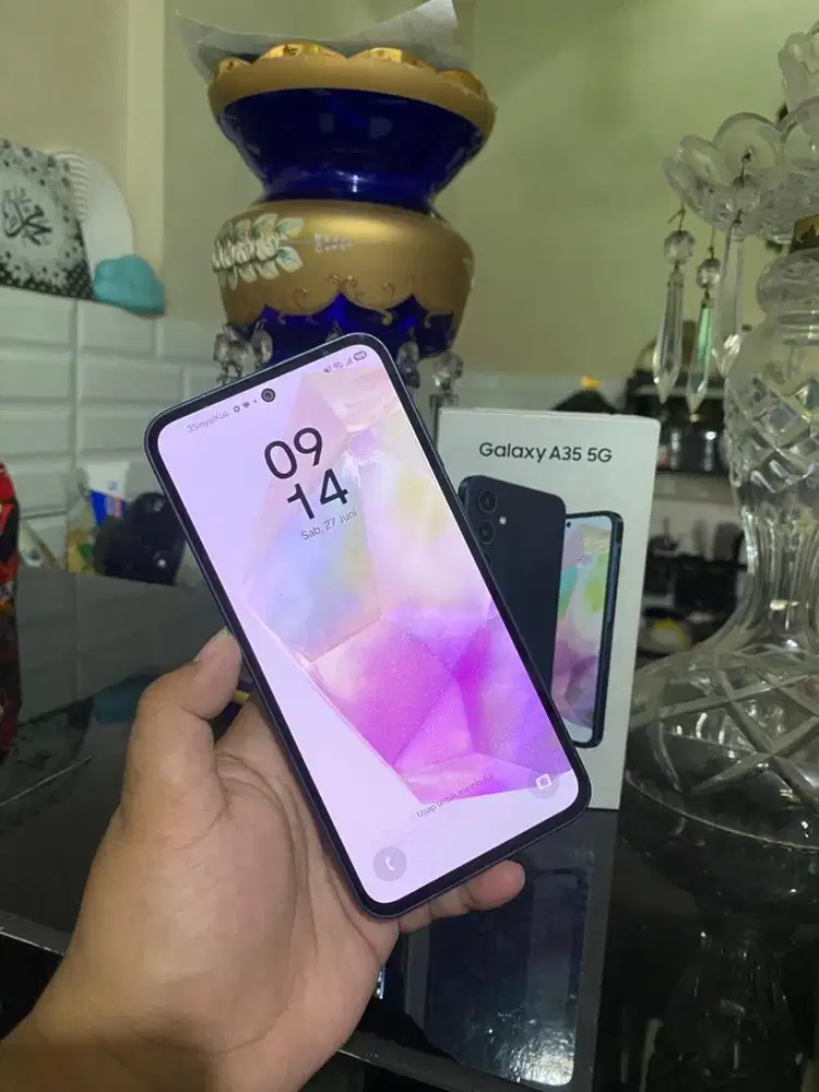 Samsung a35 5G 8/256gb