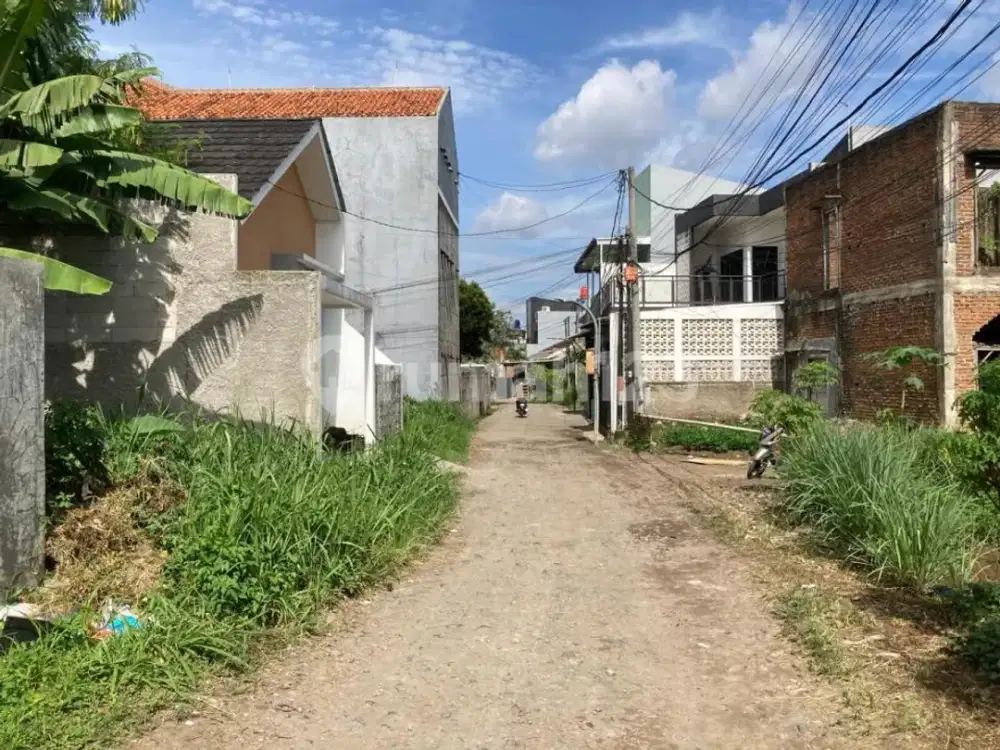 Tanah Luas 135 SHM Kotak Lebar Muka 5,5 Area Antapani Arcamanik