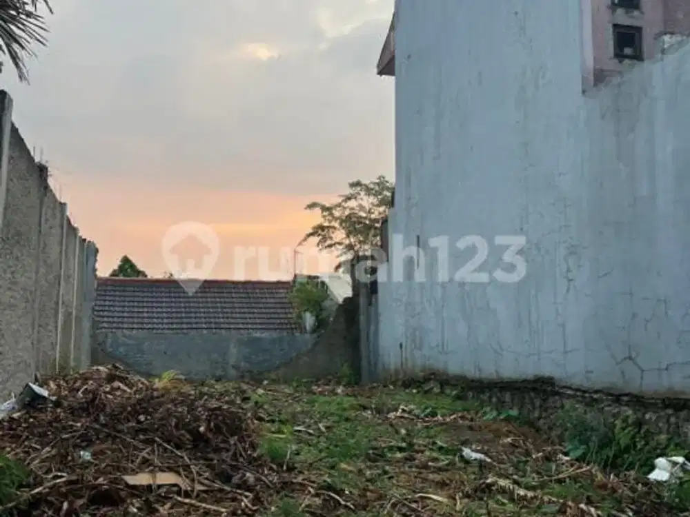 Tanah Luas 180 M2 Kotak 8 x 22,5 SHM Setra Duta Pasteur Bandung