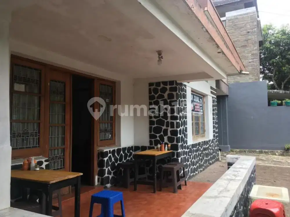 Rumah Belanda SHM Area Riau Dekat Pasar Cihapit dan Gedung Sate